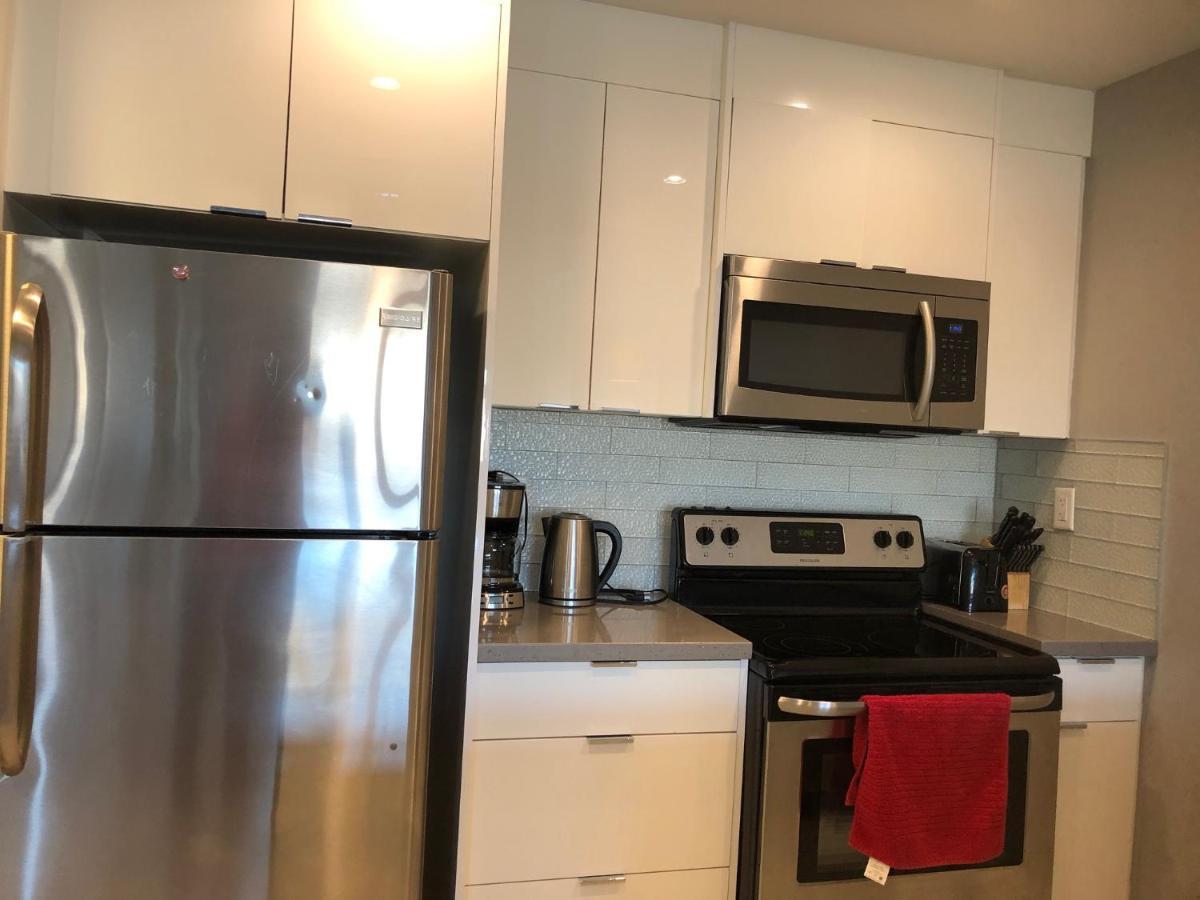 Amicable, Cozy, High Speed Internet, Sleeps 2 Riverview Downtown Apartment Calgary Ngoại thất bức ảnh